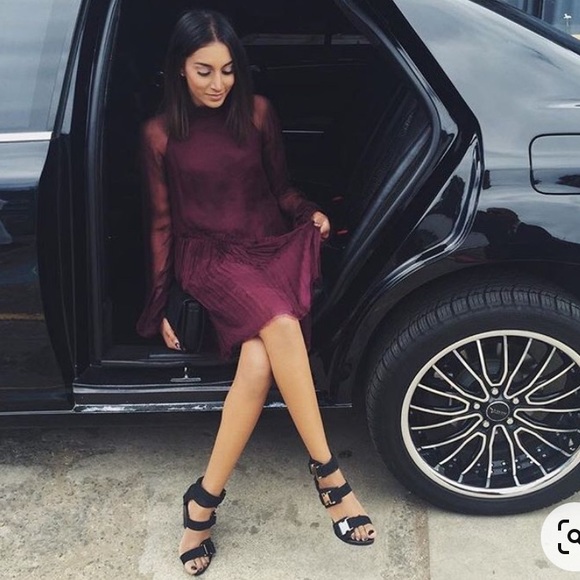 Manning Cartell Featherweight Mini Dress Burgundy Size AU6 (US 2) - Picture 4 of 6